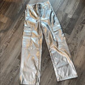 Metallic Silver Cargo Pants size XS 0-2